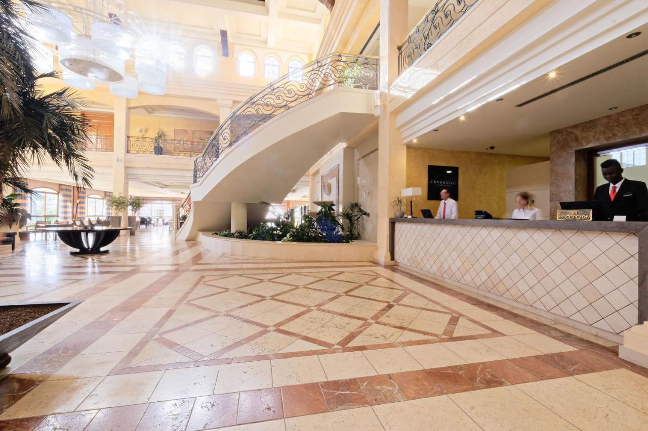 Envia Almeria Apartments Spa & Golf Aguadulce  Buitenkant foto